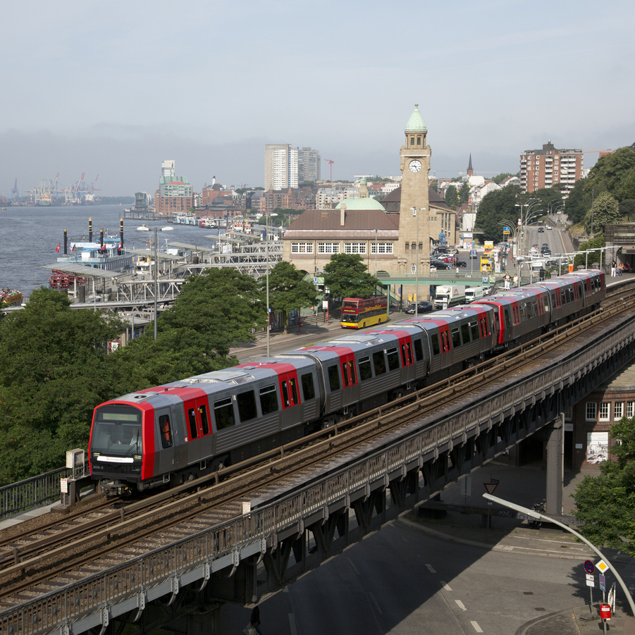 Helaba - News: Helaba finanziert 28 Tram-Trains für die Saarbahn Netz GmbH