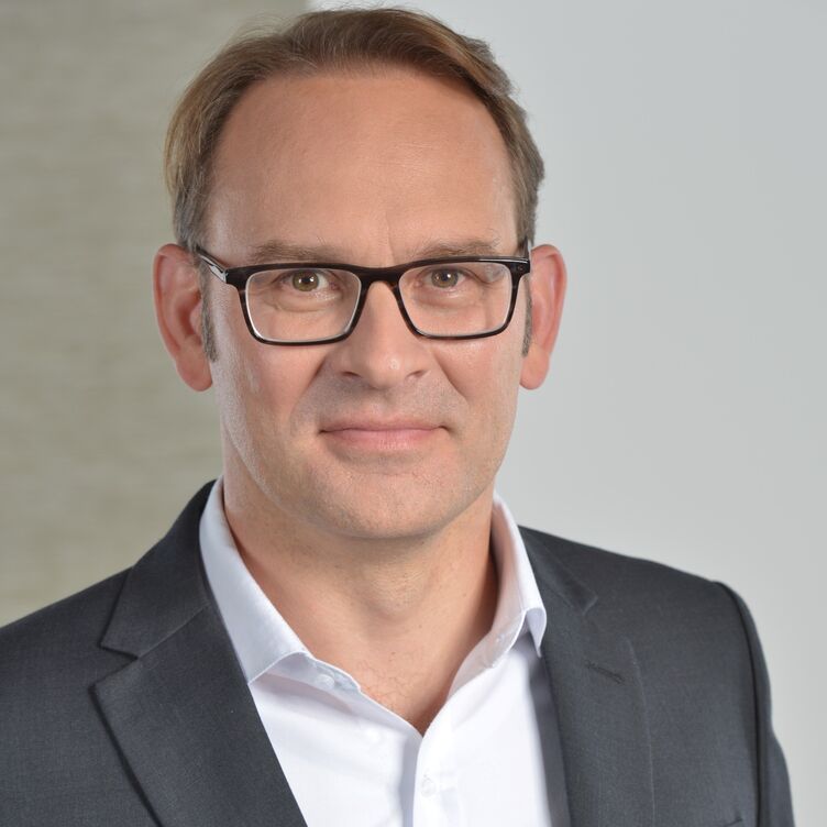 Neustrukturierung der Compliance-Organisation – Dr. Peik Achtert übernimmt Bereichsleitung Compliance