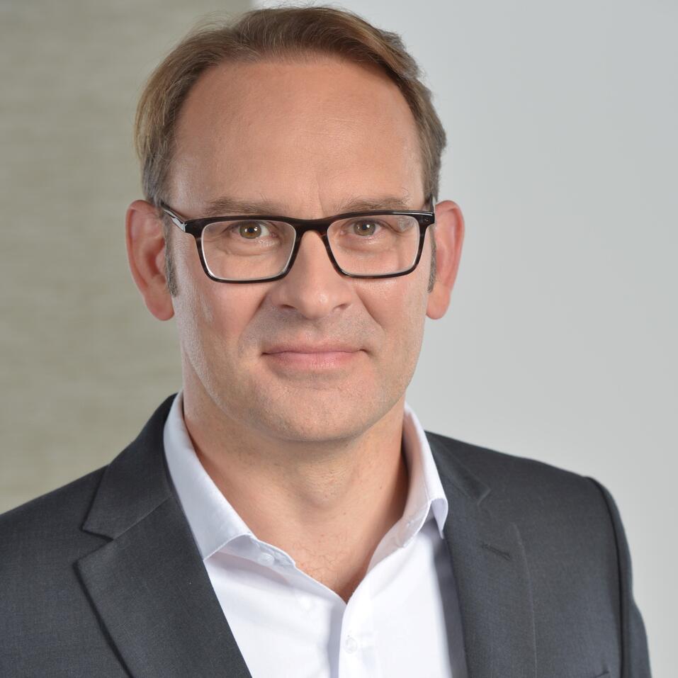 Neustrukturierung der Compliance-Organisation – Dr. Peik Achtert übernimmt Bereichsleitung Compliance