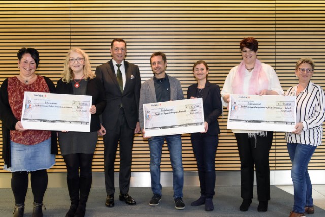 Helaba - News: 40.000 Euro für Hilfsorganisationen in Hessen
