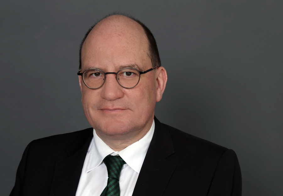 Helaba - News: Juilf-Helmer Eckhard appointed as head of internal audit