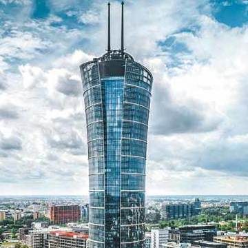Refinancing Warsaw Spire Office complex