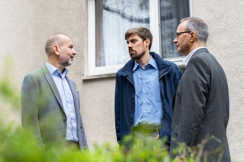 Die Partner verstehen sich gut, auch bei miesem Wetter. Es liegt nahe, dass das Wohnungsunternehmen auch kommende Investitionen wieder über einen grünen Schuldschein finanzieren wird.