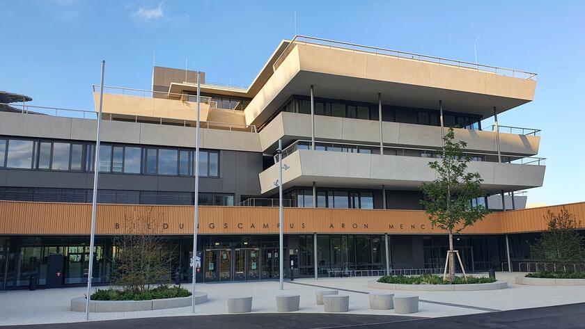 Bildungscampus Aron Menczer in Wien