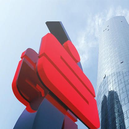 Sparkassen-Logo vor MAIN TOWER