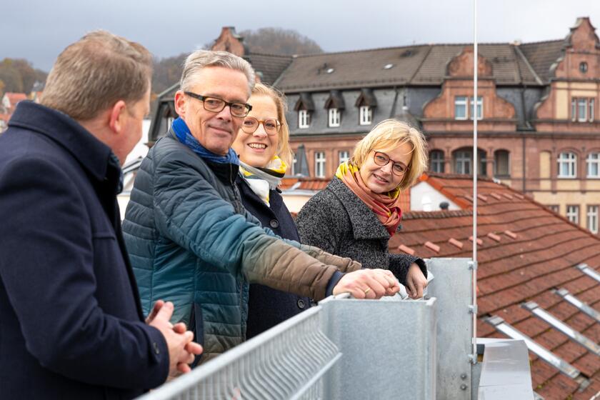 Dr. Christian Kolb, Andreas Reinemann, Malaika Priebe und Katja Wolf: So geht Teamwork in schwierigen Zeiten. 