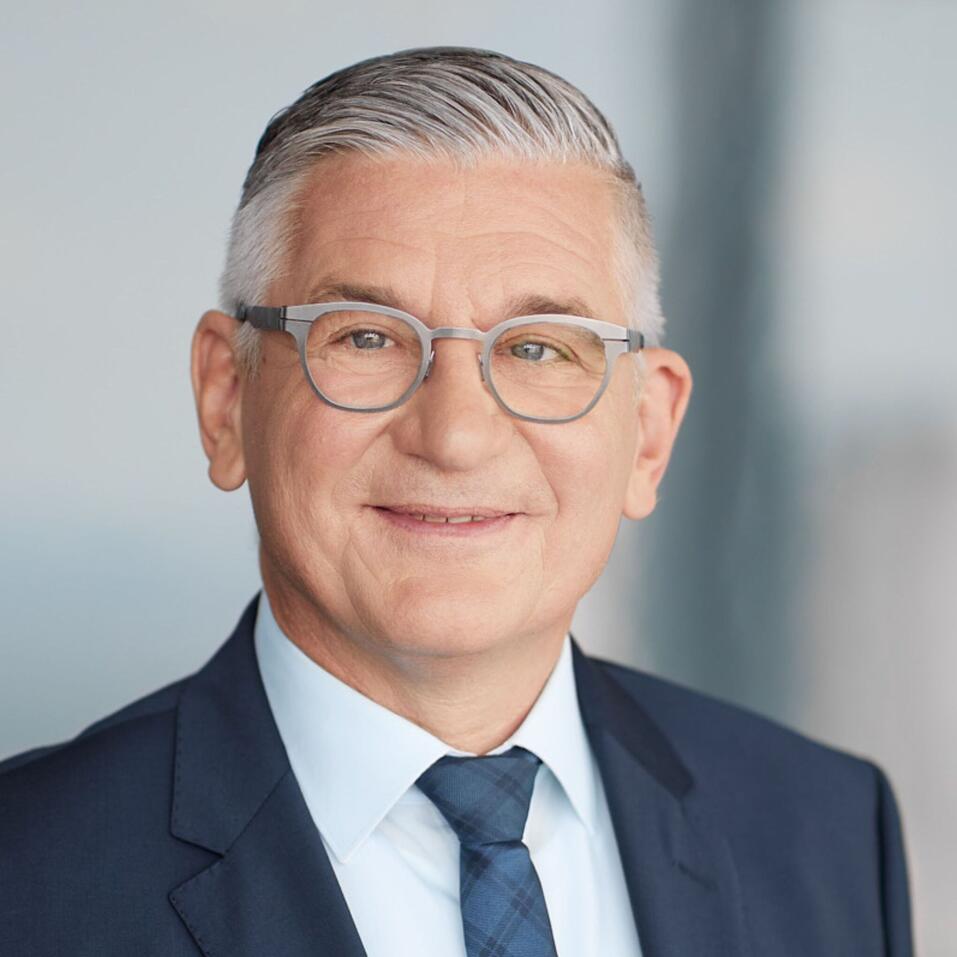 Frank Dehnke tritt die Nachfolge von Frank Nickel an